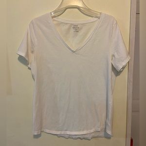 Old navy white tee